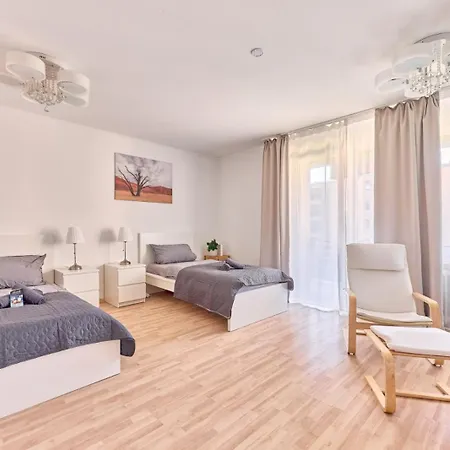 Ida, The Suburban Nearby Cologne شقة برغهايم